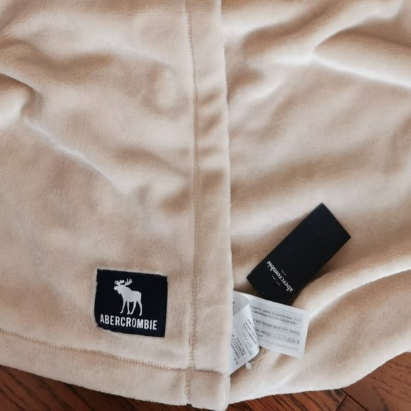 Abercrombie & Fitch hooded throw wearable moose blanket - Picture 2 of 2